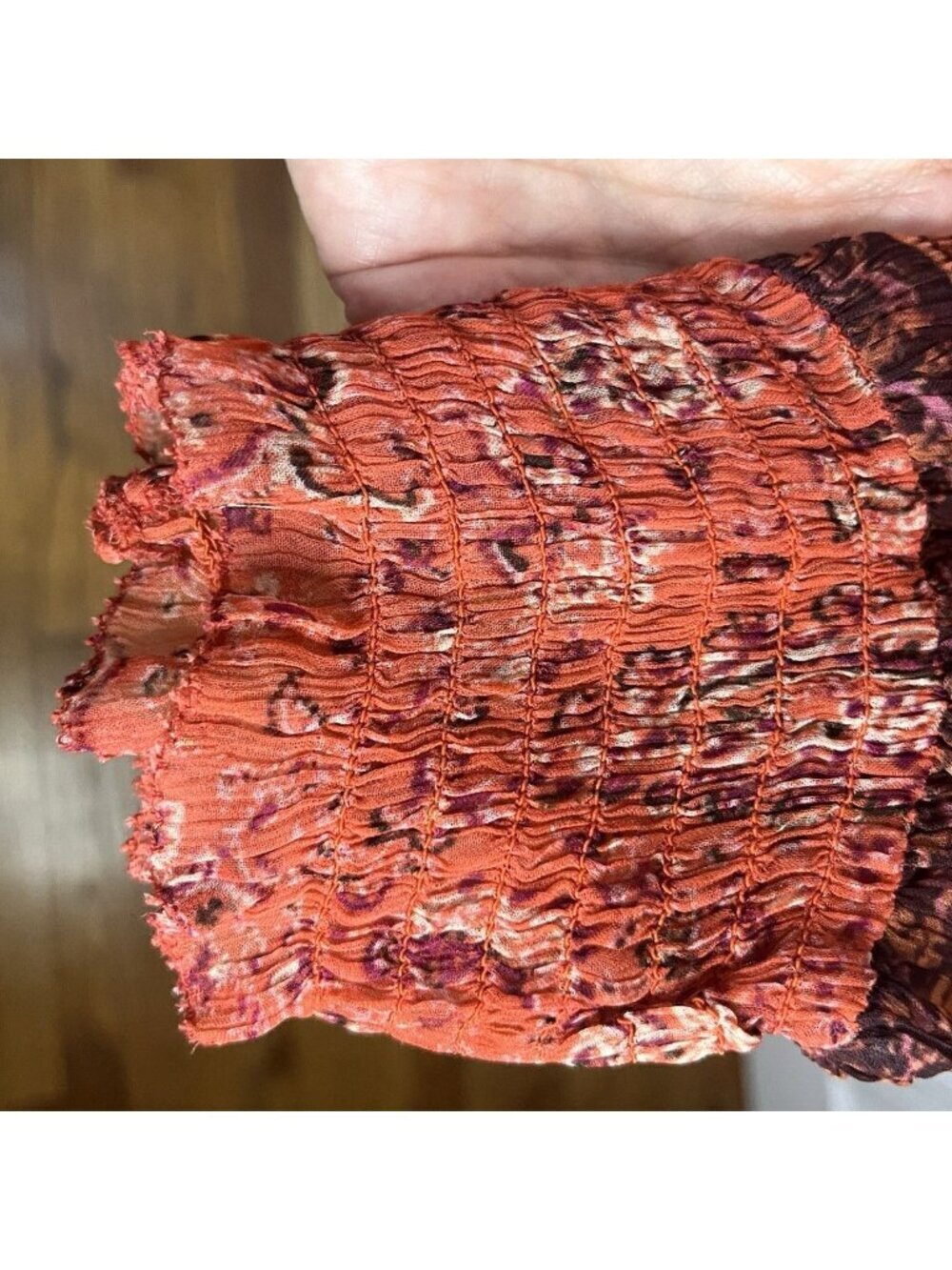 Sundance Long Sleeve Viscose Crinkle Top Sz S Boho Smocked Paisley Peasant V Nec - Picture 5 of 9